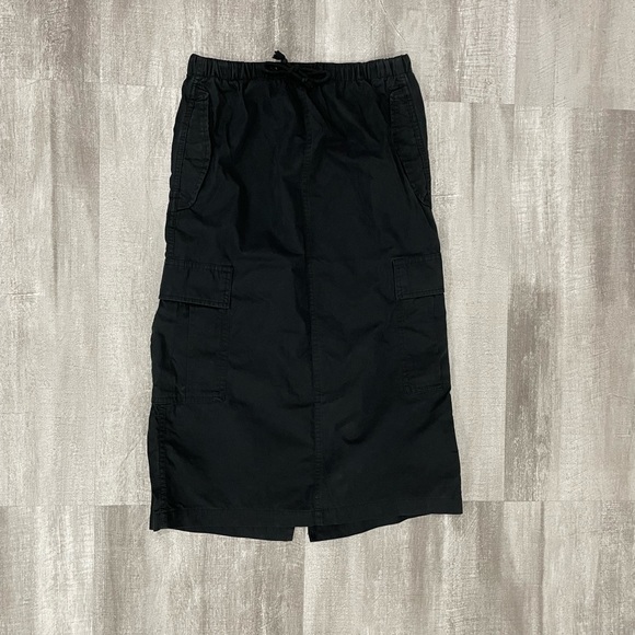 Aritzia TNA Cargo Skirt - Picture 4 of 7